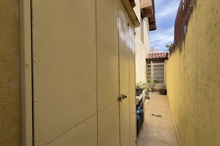 Casa à venda com 105m², 2 quartos e 2 vagasÁrea de Serviço