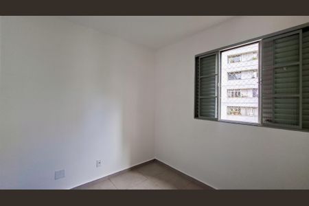 Quarto 2 de apartamento para alugar com 2 quartos, 48m² em Sagrada Família, Belo Horizonte