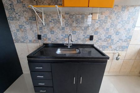 Cozinha de apartamento para alugar com 2 quartos, 46m² em Cidade das Flores, Osasco