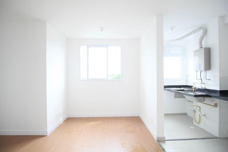 Sala de apartamento para alugar com 2 quartos, 42m² em Jardim Maria Duarte, São Paulo