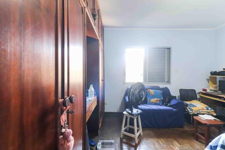 Casa à venda com 397m², 4 quartos e 6 vagasQuarto 2