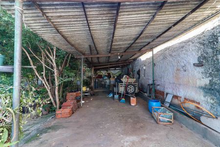 Casa à venda com 397m², 4 quartos e 6 vagasQuintal 