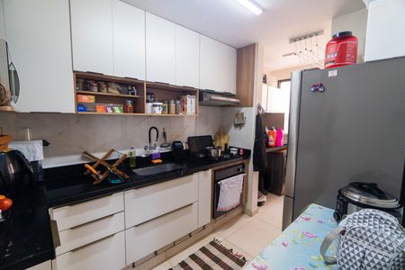 Apartamento à venda com 52m², 2 quartos e 1 vaga Apartamento à venda com 52m², 2 quartos e 1 vagaCozinha e Área de Serviço