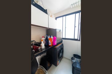 Apartamento à venda com 52m², 2 quartos e 1 vaga Apartamento à venda com 52m², 2 quartos e 1 vagaCozinha e Área de Serviço