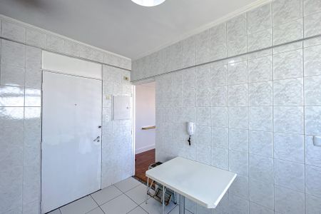 Apartamento para alugar com 57m², 2 quartos e 1 vagaCozinha