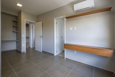 Suíte 1 de apartamento para alugar com 2 quartos, 80m² em Pinheiros, São Paulo