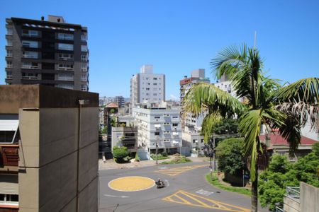 Vista de apartamento à venda com 3 quartos, 76m² em Bela Vista, Porto Alegre