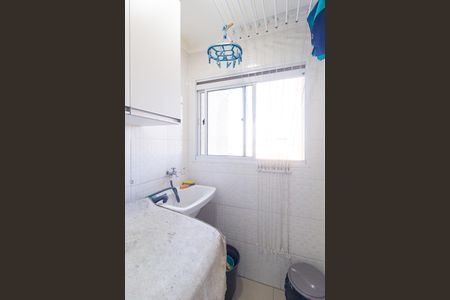 Apartamento à venda com 47m², 2 quartos e 1 vagaCozinha e área de serviço