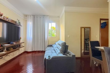 Sala de apartamento à venda com 3 quartos, 65m² em Tirol, Contagem