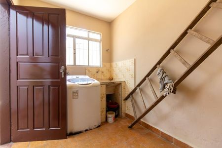 Casa à venda com 132m², 3 quartos e 2 vagasÁrea de Serviço