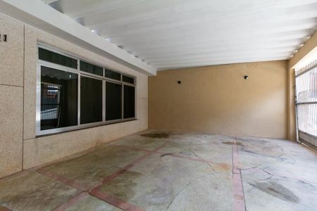 Casa à venda com 132m², 3 quartos e 2 vagasGaragem