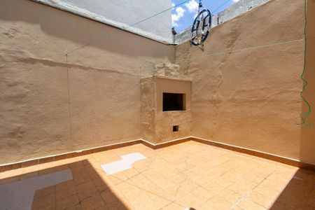 Casa à venda com 132m², 3 quartos e 2 vagasQuintal