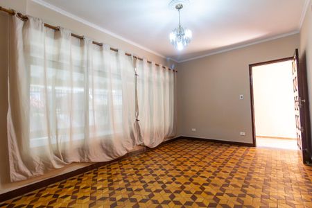 Sala de casa à venda com 3 quartos, 132m² em Vila Feliz, São Paulo