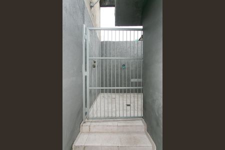 Casa à venda com 42m², 1 quarto e sem vaga Casa à venda com 42m², 1 quarto e sem vagaEntrada