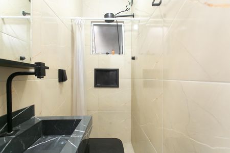 Casa à venda com 42m², 1 quarto e sem vaga Casa à venda com 42m², 1 quarto e sem vagaBanheiro