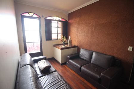 Casa à venda com 360m², 5 quartos e 3 vagasSala 2