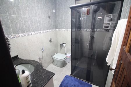 Casa à venda com 360m², 5 quartos e 3 vagasBanheiro 1