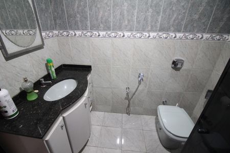 Casa à venda com 360m², 5 quartos e 3 vagasBanheiro 1