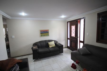 Casa à venda com 360m², 5 quartos e 3 vagasSala 1