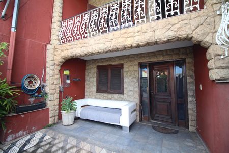 Casa à venda com 360m², 5 quartos e 3 vagasQuintal