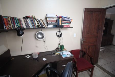 Casa à venda com 360m², 5 quartos e 3 vagasQuarto 2