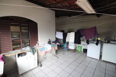 Casa à venda com 360m², 5 quartos e 3 vagasÁrea de Serviço