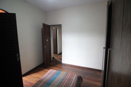 Casa à venda com 360m², 5 quartos e 3 vagasQuarto 5