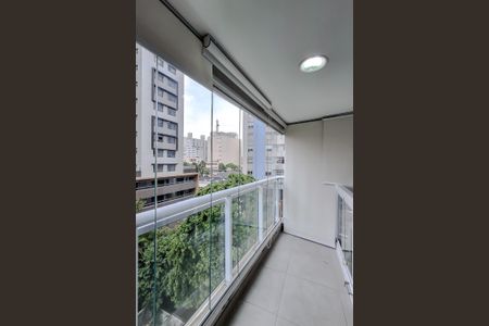 Apartamento para alugar com 40m², 1 quarto e sem vaga Apartamento para alugar com 40m², 1 quarto e sem vagaVaranda do Quarto