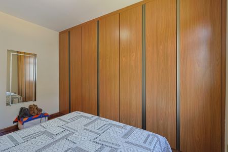 Apartamento à venda com 126m², 3 quartos e 2 vagas Apartamento à venda com 126m², 3 quartos e 2 vagasSuíte