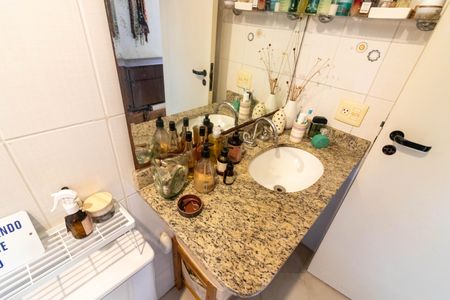 Apartamento à venda com 59m², 2 quartos e 1 vagaBanheiro da Suíte