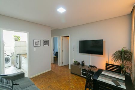 Apartamento à venda com 2 quartos, 47m² em São João Batista, Belo Horizonte
