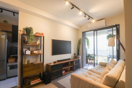 Sala de apartamento à venda com 2 quartos, 57m² em Ferreira, São Paulo