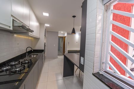 Apartamento para alugar com 43m², 2 quartos e sem vaga Apartamento para alugar com 43m², 2 quartos e sem vagaCozinha e Área de Serviço