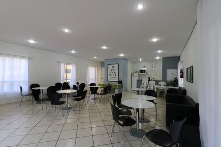 Apartamento para alugar com 45m², 2 quartos e 1 vagaÁrea Comum - Salão de Festa