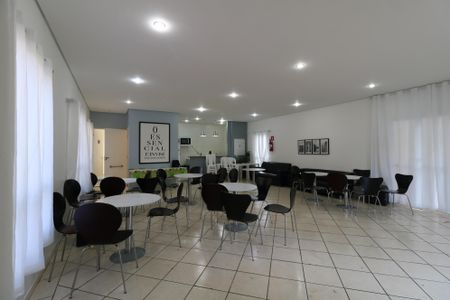 Apartamento para alugar com 45m², 2 quartos e 1 vagaÁrea Comum - Salão de Festa