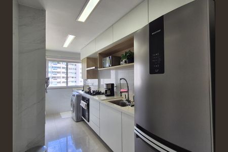 Apartamento à venda com 90m², 3 quartos e 2 vagas Apartamento à venda com 90m², 3 quartos e 2 vagasCozinha