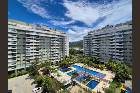 Apartamento à venda com 90m², 3 quartos e 2 vagas Apartamento à venda com 90m², 3 quartos e 2 vagasVista