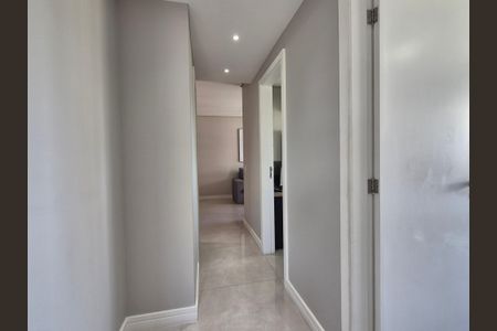 Apartamento à venda com 90m², 3 quartos e 2 vagas Apartamento à venda com 90m², 3 quartos e 2 vagasCorredor