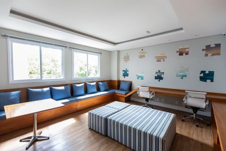 Apartamento à venda com 56m², 2 quartos e 1 vagaÁrea Comum - Coworking 