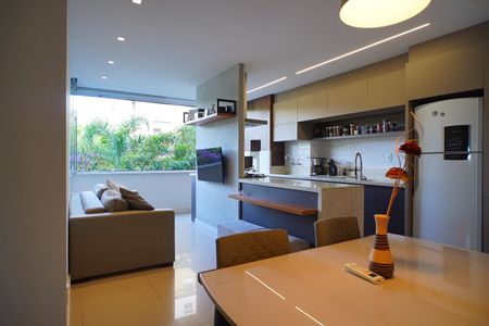 Sala de apartamento à venda com 3 quartos, 80m² em Jardim Carvalho, Porto Alegre