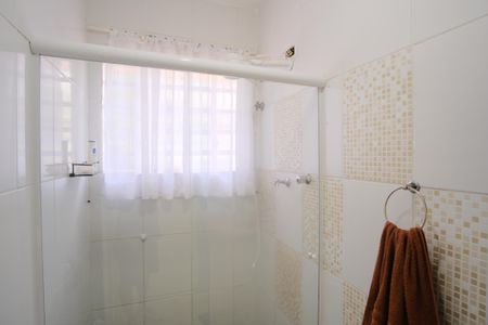 Casa à venda com 450m², 7 quartos e 6 vagasBanheiro da Casa 2