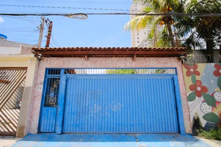 Casa à venda com 450m², 7 quartos e 6 vagasFachada