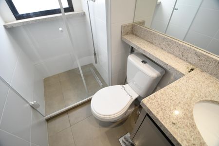 Apartamento à venda com 78m², 3 quartos e 2 vagasBanheiro Social