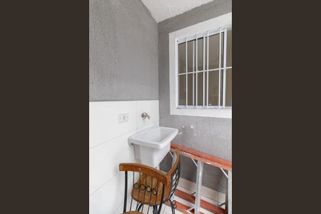 Casa para alugar com 65m², 1 quarto e 1 vagaÁrea de Serviço