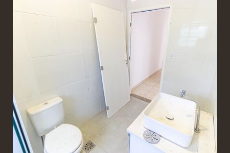 Apartamento para alugar com 100m², 2 quartos e sem vaga Apartamento para alugar com 100m², 2 quartos e sem vagaBanheiro