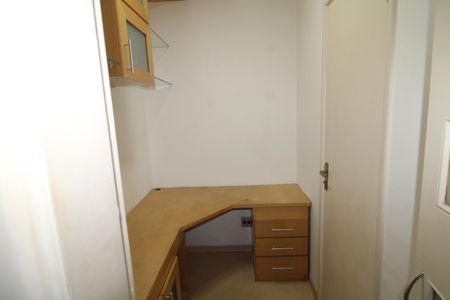 Apartamento para alugar com 112m², 2 quartos e 2 vagasEscritório