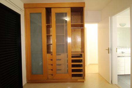 Apartamento para alugar com 112m², 2 quartos e 2 vagasQuarto 1