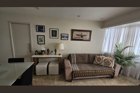 Sala de apartamento para alugar com 2 quartos, 70m² em Acupe, Salvador