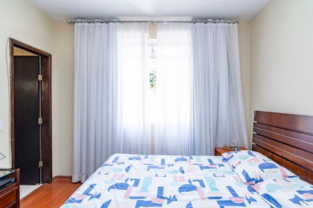 Suíte de apartamento para alugar com 3 quartos, 157m² em Coração Eucarístico, Belo Horizonte