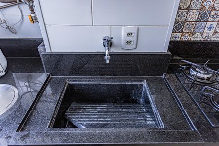 Apartamento à venda com 44m², 2 quartos e 1 vaga Apartamento à venda com 44m², 2 quartos e 1 vagaCozinha e Área de Serviço